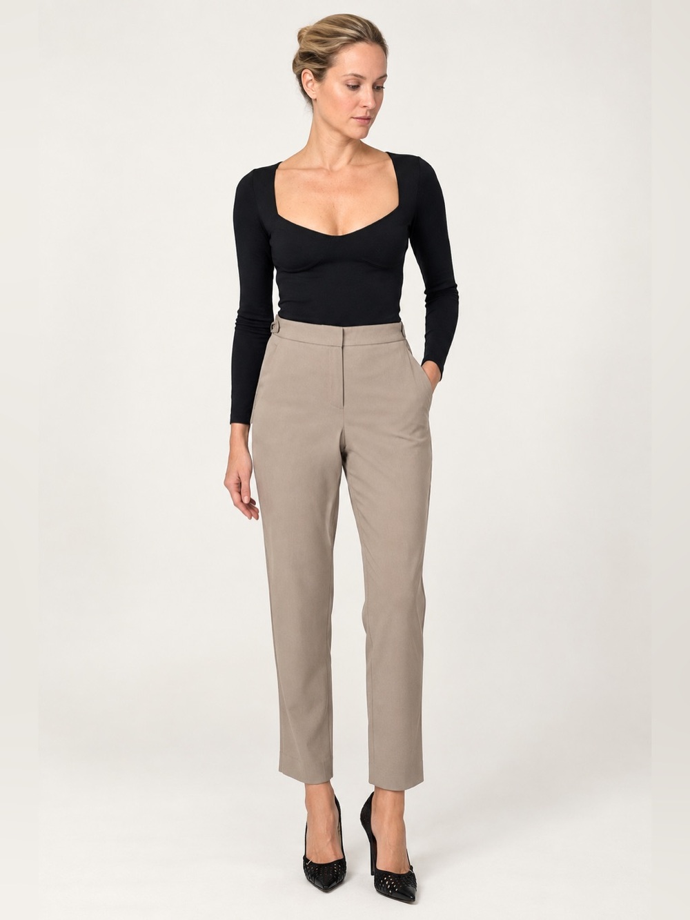 Helmut Lang Taupe Silica Crepe Straight Leg Trousers Size 6 Silk Lined
